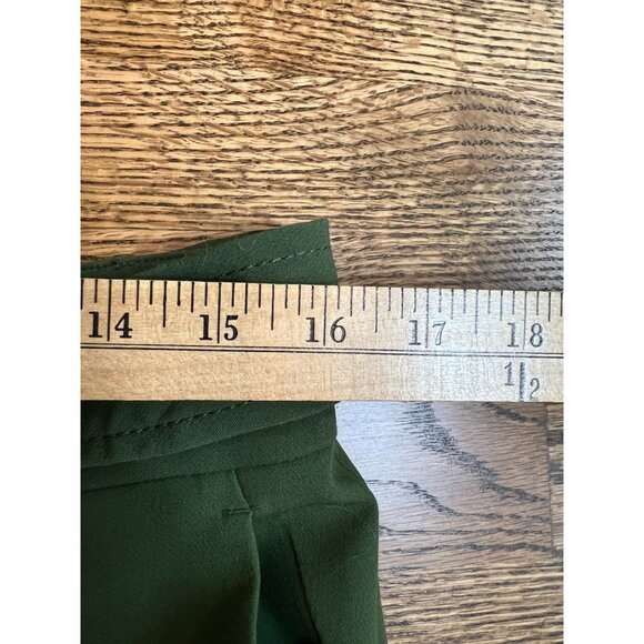 Loft Womens Olive Cargo Cropped Pants With Tie Waist Size 6 Career Utility NWT - Picture 7 of 9